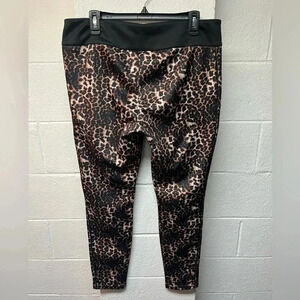 Anna & Ava leopard print leggings